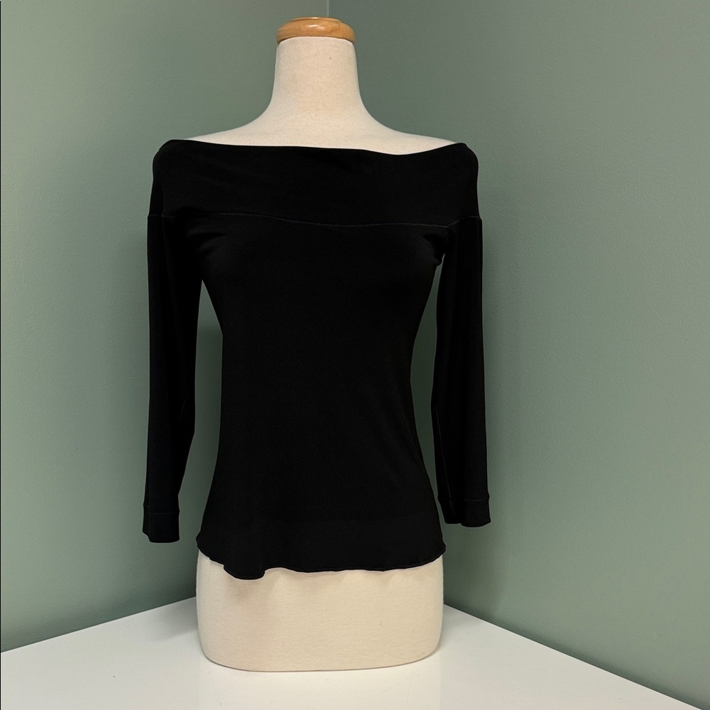 Eva Varro Black Off-Shoulder Top